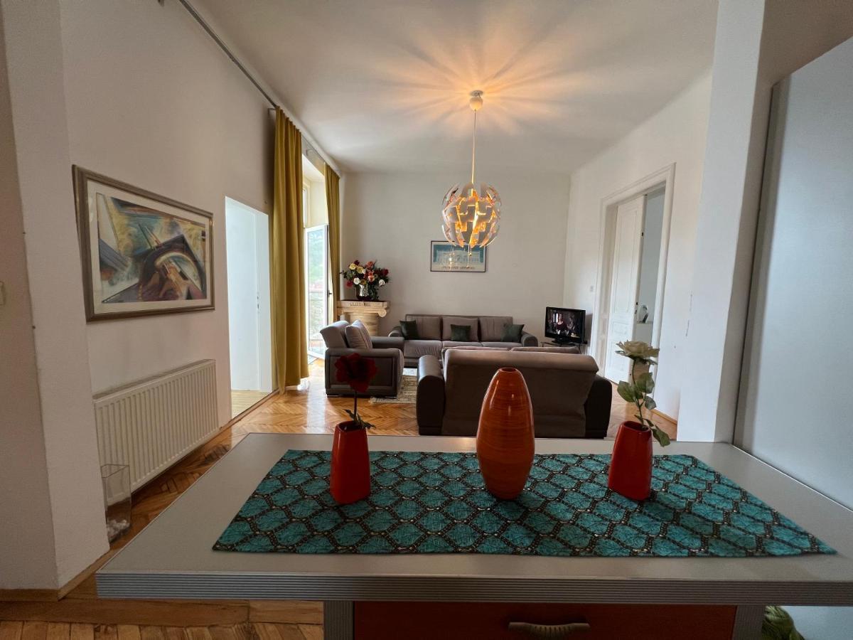 Apartman Happy Lejlighed Sarajevo Eksteriør billede