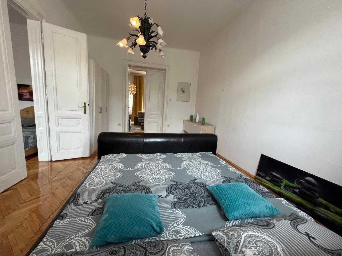 Apartman Happy Lejlighed Sarajevo Eksteriør billede
